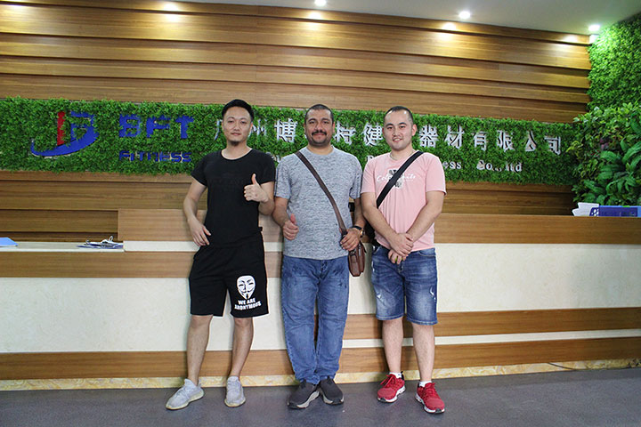 沙特客戶采購博菲特健身器材