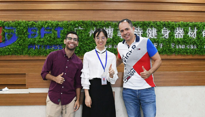 墨西哥客戶來中國(guó)采購(gòu)健身器材